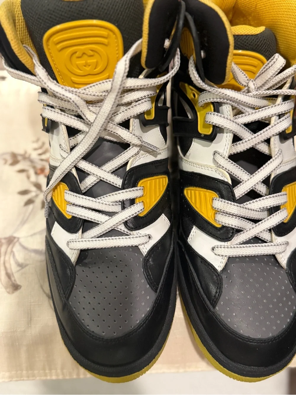 Gucci Mans High-Top Sneakers in Black, Gray & Yellow